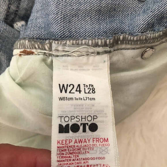 TopShop Moto Distressed Silver Sheen Cropped Ripped Button Up Jeans Sz - Picture 8 of 9